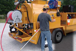 The spray tip on the hose wears out from all the abrasive material that passes through it. Brent Loutzenhiser, Seal-Rite, says a contractor shouldn?t be afraid to replace the spray wand when it becomes worn out.