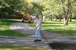 cumulative water loss happens rapidly in the early stages of film drying—in other words the first 80-90% of the film dries relatively fast, but the release of the last 15-20% of water takes much longer, requiring the right set of ambient and pavement conditions. For optimum performance, all water must leave the film: 80-90% is not good enough.