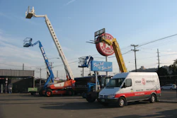 Approximately 60 percent of Star Rentals’ fleet is made up of aerials, the rest consists of general rental equipment. The mix ranges from small tools up to 135-foot telescopic booms. The company carries Genie, Skyjack, Gehl, John Deere and Bobcat product lines, and many more.