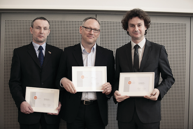 Martin Anders, product development Radlader Kramer-Werke GmbH, Martin Eppinger, managing director Kramer-Werke GmbH and Gert Reichetseder, managing director Wacker Neuson Linz GmbH at the award ceremony Universal Design Awards 2013 on February 23 in Munich.