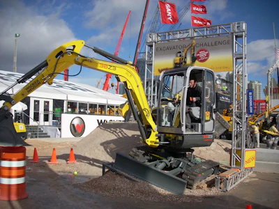 Wacker Vertical Digging Demo Conexpo