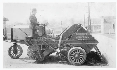 An Elgin Sweeper from 1914.
