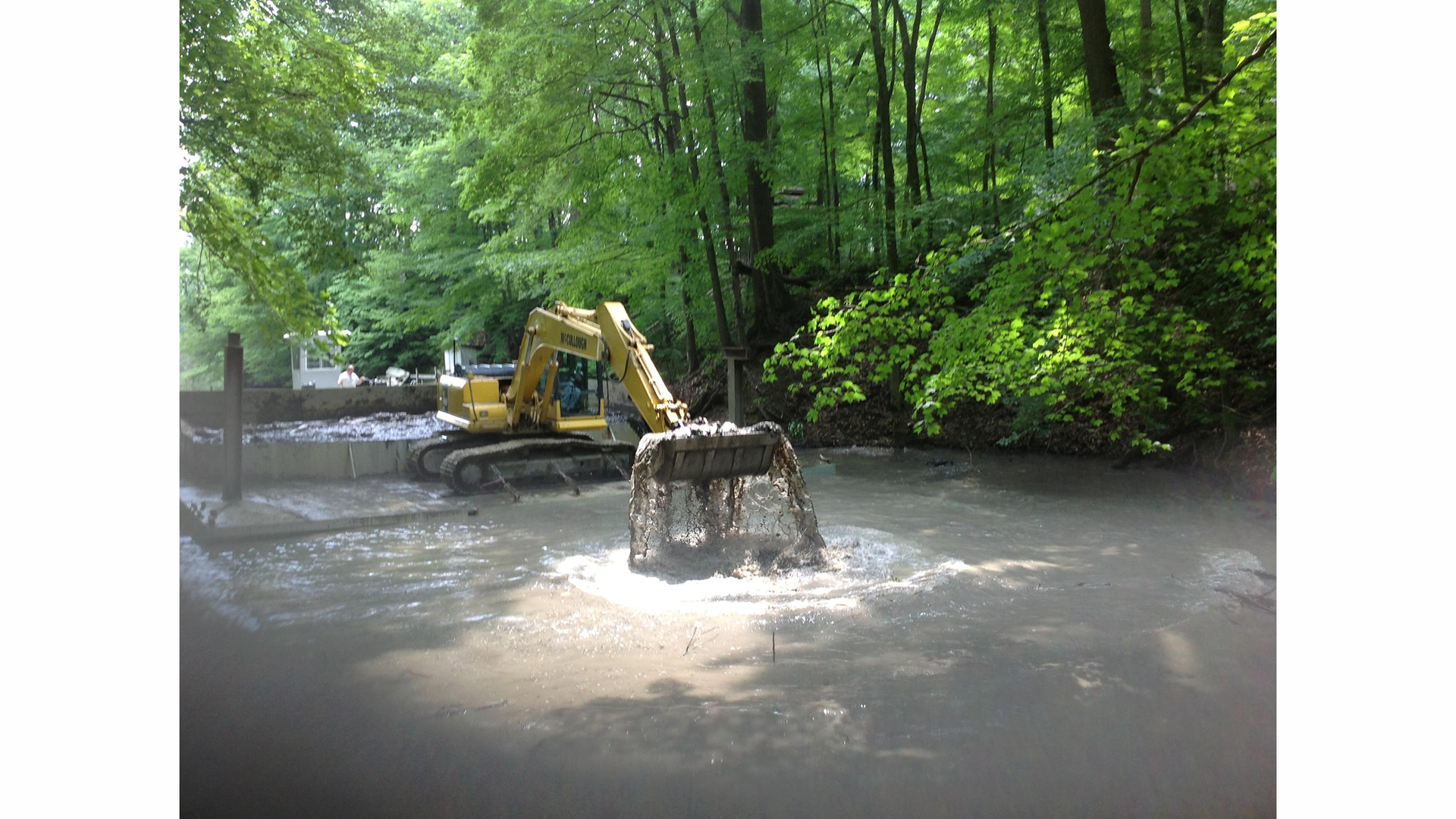 JS McCullough has not had any issues with pins and bushings, despite the dredging application. The company greases the buckets two to three times a day.