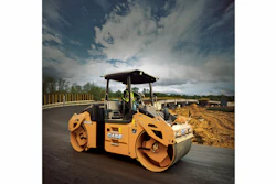 The new LCD screen on Case DV209C and DV210C asphalt compactors displays machine settings such as how much water is in the water tank, fuel levels and fault codes.