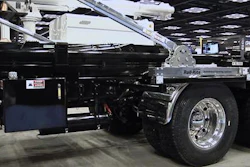 Freightliner 114SD Now Available with 12-liter Natural Gas Engine
