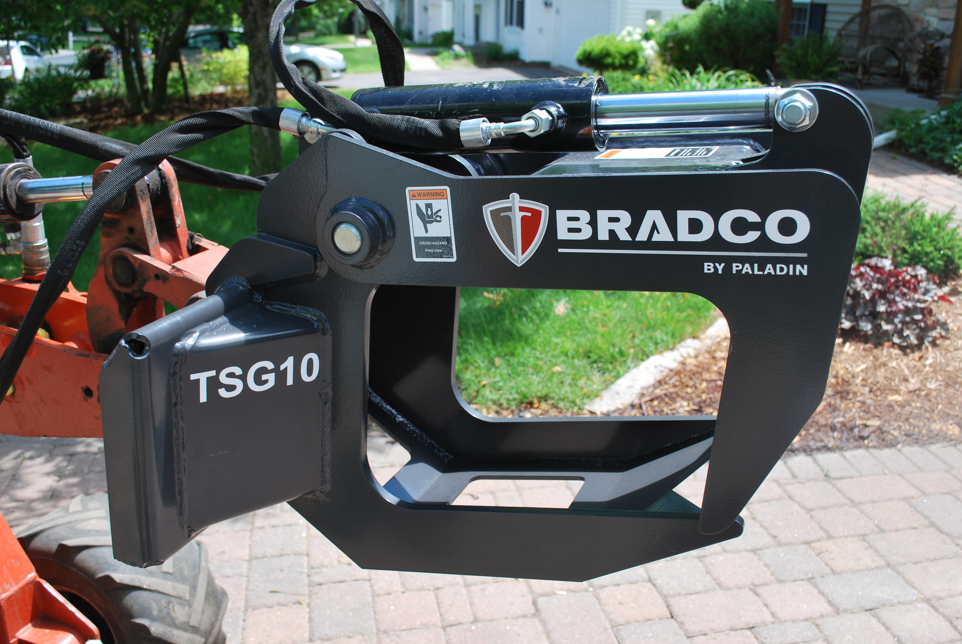 Bradco 5536c740be582
