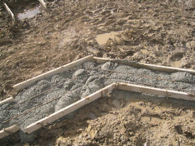 Contractors can plan exit strategies for water in the forming system for the hydraulic pressure of the concrete to push the water from the formed condition.