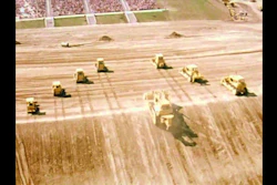 Video: Caterpillar Power Parade 1978 - Track-Type Tractors Start the Show