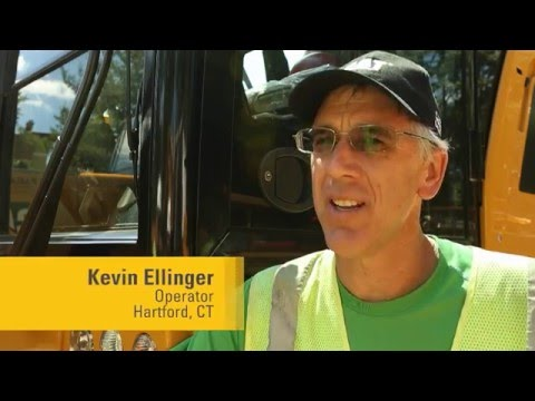 [Video] Veteran Operator Describes Versatility of Cat Wheeled Excavators