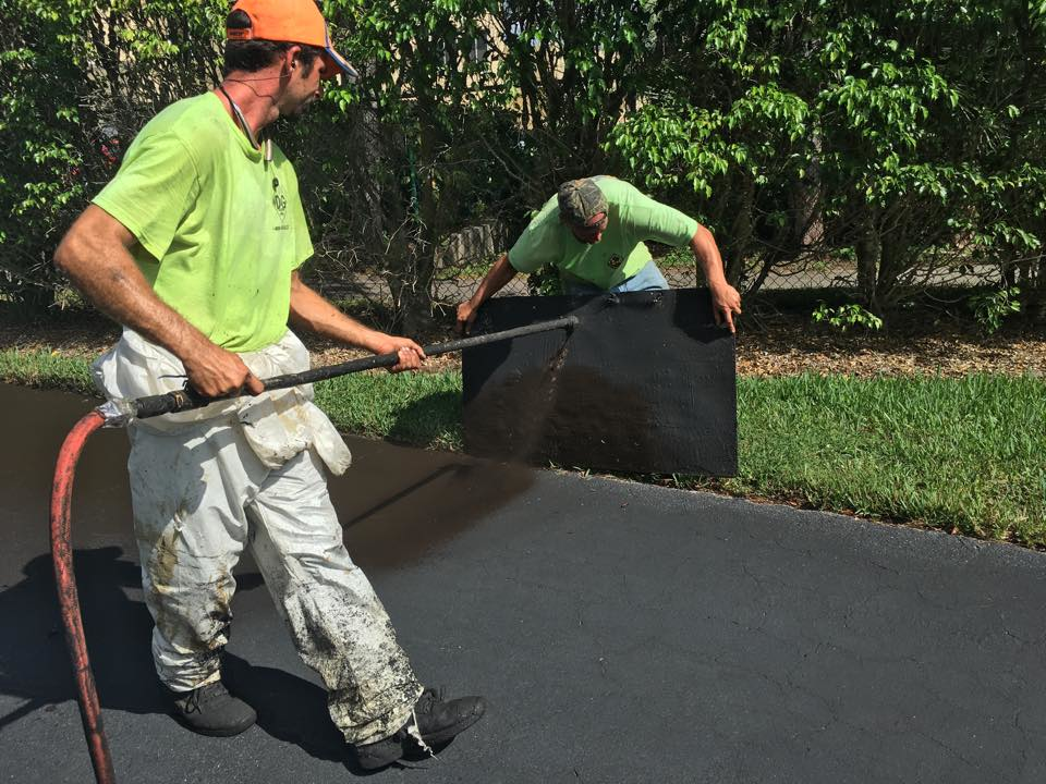 Some contractors prefer to edge using a spray wand and a blocker board. Spraying can offer a clean edge, but contractors must be very mindful not only of overspray, but also of the blocker board and the sealer that accumulates on it. It can become tricky moving the board from one location to another without having sealer drip on to the surfaces you are trying to protect. Spraying is also susceptible to the effects of wind.