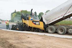 Caterpillar’s current F Series features a Mobil-Trac System undercarriage with oscillating bogies and a rubber belt.