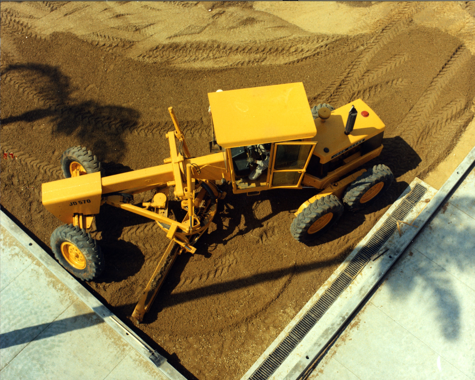 Articulated-frame steering introduced to the construction industry in 1967 on John Deere's JD570 gave a motor grader with longer than 17-ft. wheelbase a turning radius of just 18 ft.