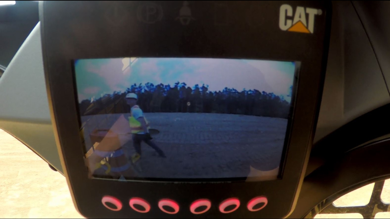 [Video] Rearview Camera on Cat D Series Loaders