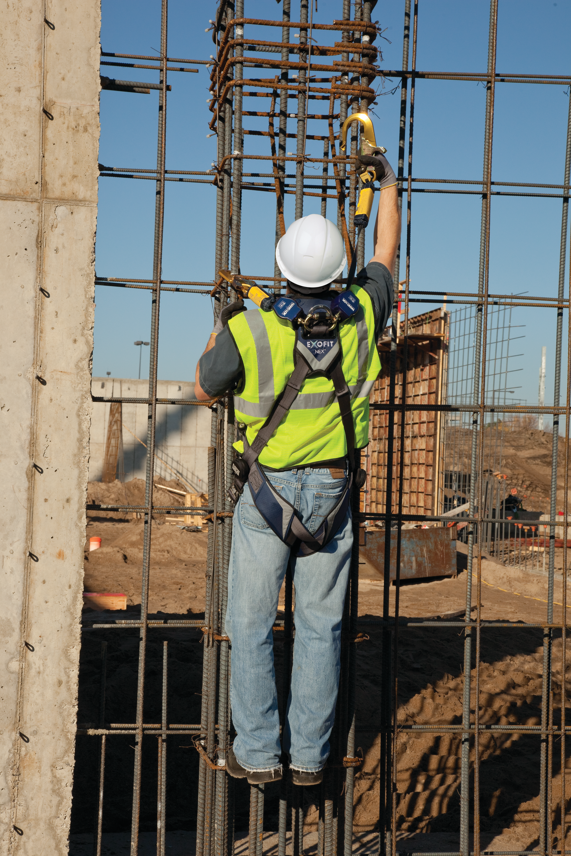 During the OSHA Stand-Down, 3M will support customers throughout the United States with demonstrations and trainings at participating construction sites that will emphasize the importance of fall protection for workers and protecting the workers around them with fall protection for tools.