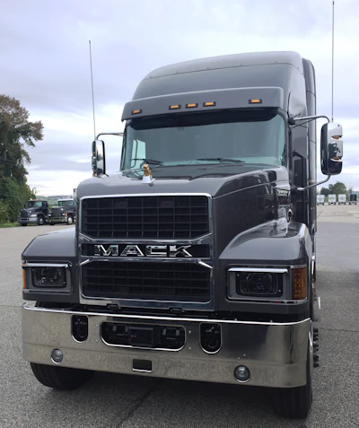 Mack introduced all-new LED headlights and a new grille for its Pinnacle model that echoes the design of the Mack Anthem, Mack’s new highway model.