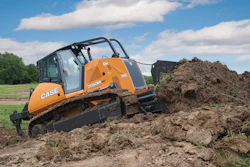 The Case SiteControl CoPilot system was developed for use with M-Series dozers and allows operators to set a desired slope/grade reference, and automatically holds that grade/slope without the need for lasers, masts or GPS.