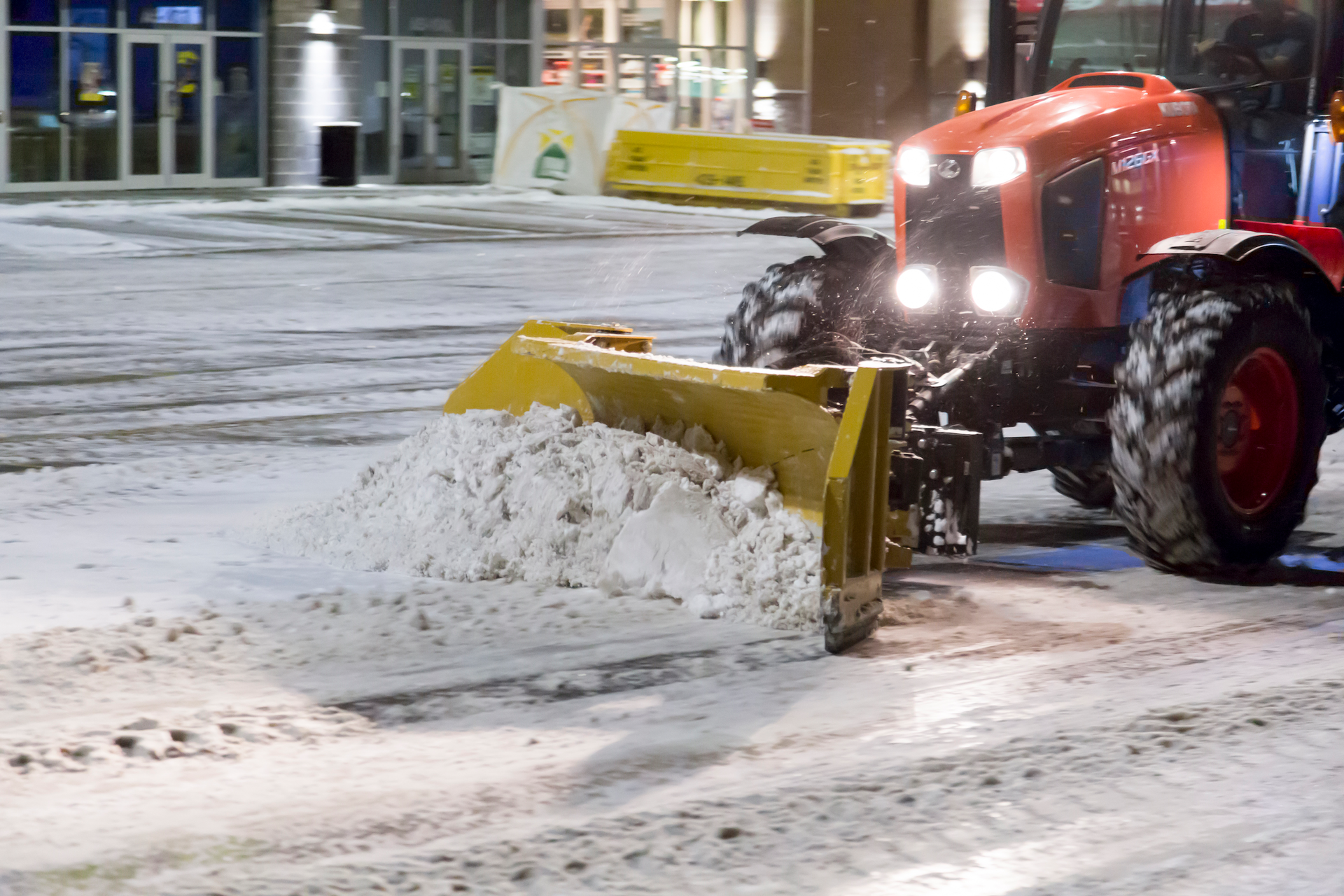 Be sure to use the appropriate down pressure and speed. Excessive down pressure can quickly wear out cutting edges and, when paired with faster speeds, can cause significant blade damage when hitting an obstacle hidden under the snow.
