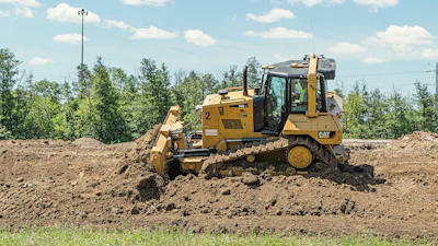 An optional third IMU is available either to enable pitch-controlled blade guidance or as an addition to improve automated grading on steep inclines.