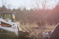 Using an app Bobcat's MaxControl turns an operator’s smartphone into a control unit for the loader with the ability to command machine functions and operate attachments from up to 300 ft. away.