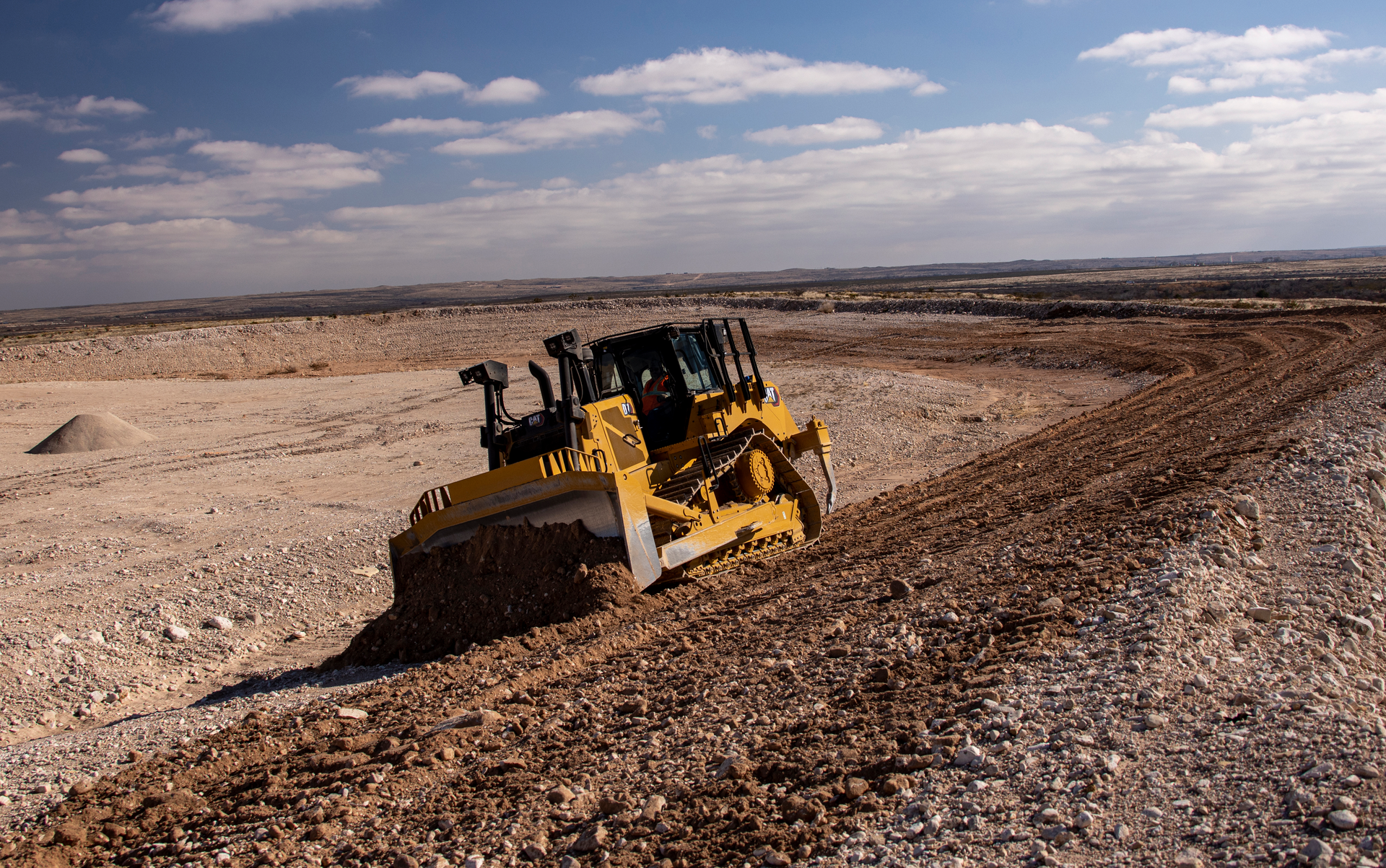Steel undercarriage is expensive to replace. Maximizing its useful life will have a major impact on operating costs of the machine.