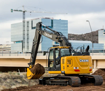 When operating an excavator, always work over the idlers so that high vertical loads can be transmitted to the frame in a safe way through the links and idlers.
