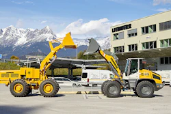 Six decades of wheel loader history at a glance: The almost 60-year-old LSL 1500 with a Liebherr stereoloader L 514 of the latest generation.