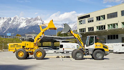 Six decades of wheel loader history at a glance: The almost 60-year-old LSL 1500 with a Liebherr stereoloader L 514 of the latest generation.