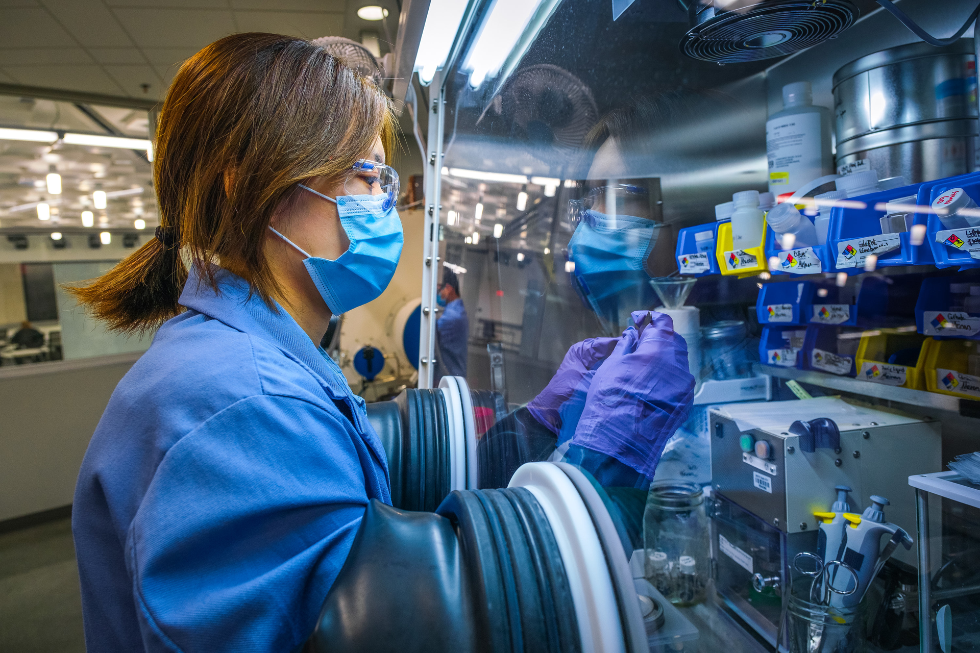 GM is doing most of the development work on its second-generation Ultium cells internally at its Chemical and Materials Systems Lab, located at the Global Technical Center in Warren, MI.