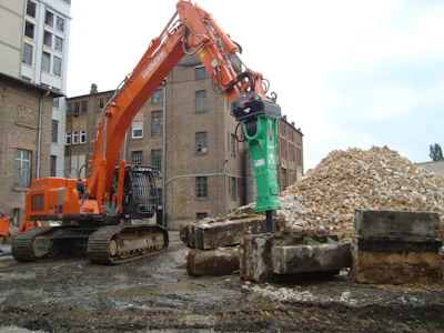 With the energy transmitted through a breaker in order to fracture material, any unattended loose or worn parts can become a much larger problem due to the forces exerted. With a brief and accurate walk around, with corrective actions taken as needed, you can expect several years of uninterrupted service from your breaker.