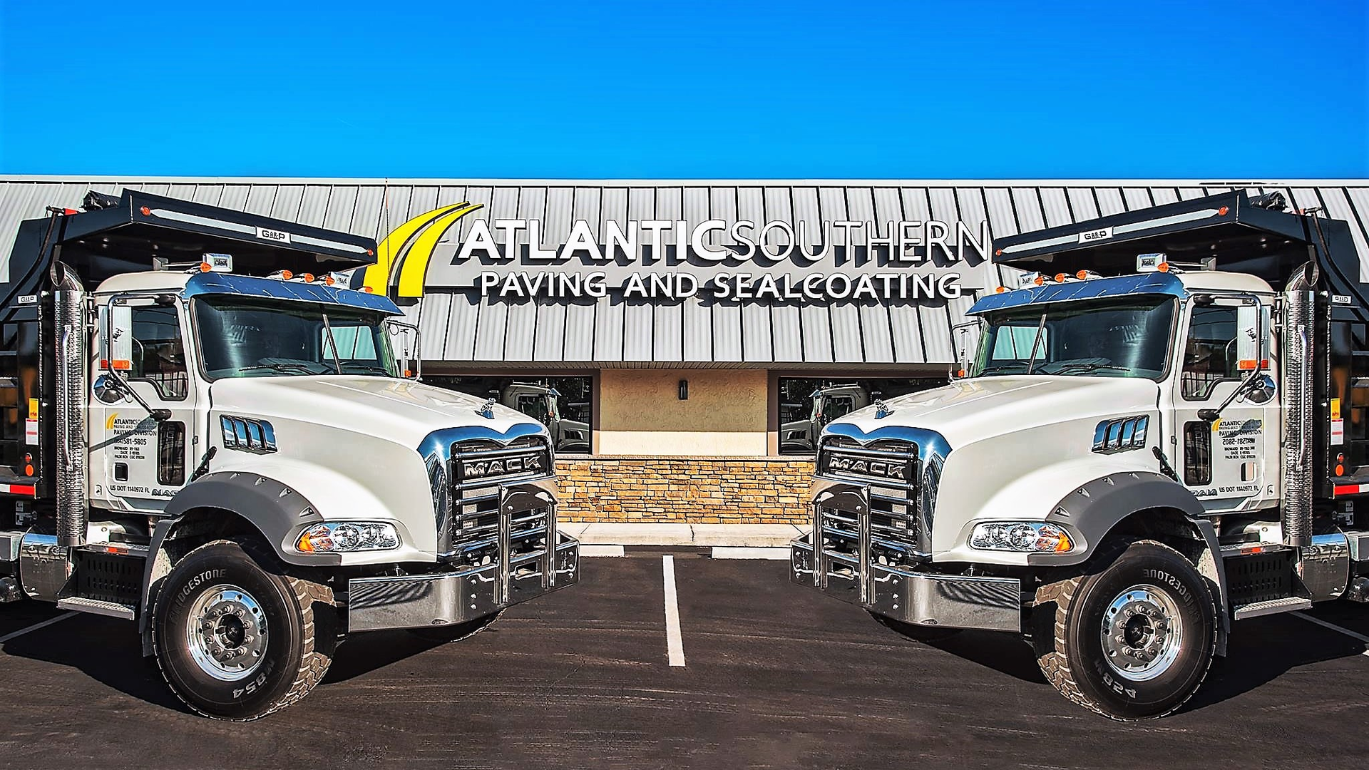 Atlantic Southern Paving Truck Photo