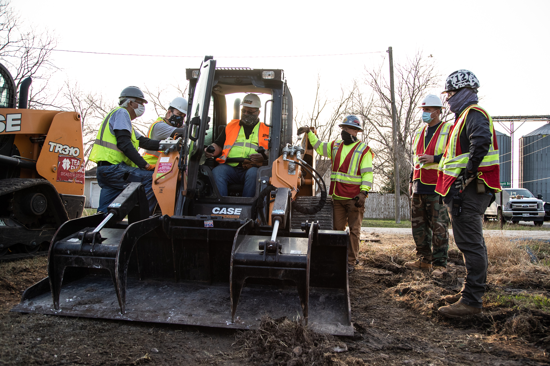 Case And Team Rubicon Support Ongoing Hurricane Harvey Recovery And Rebuilding Efforts