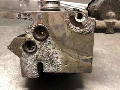 Drivers and technicians need to pay extra attention this time of year with both visual checks and keen awareness of component performance. Air dryers mounted on the frame rail are susceptible to corrosion due to their exposure to the road.