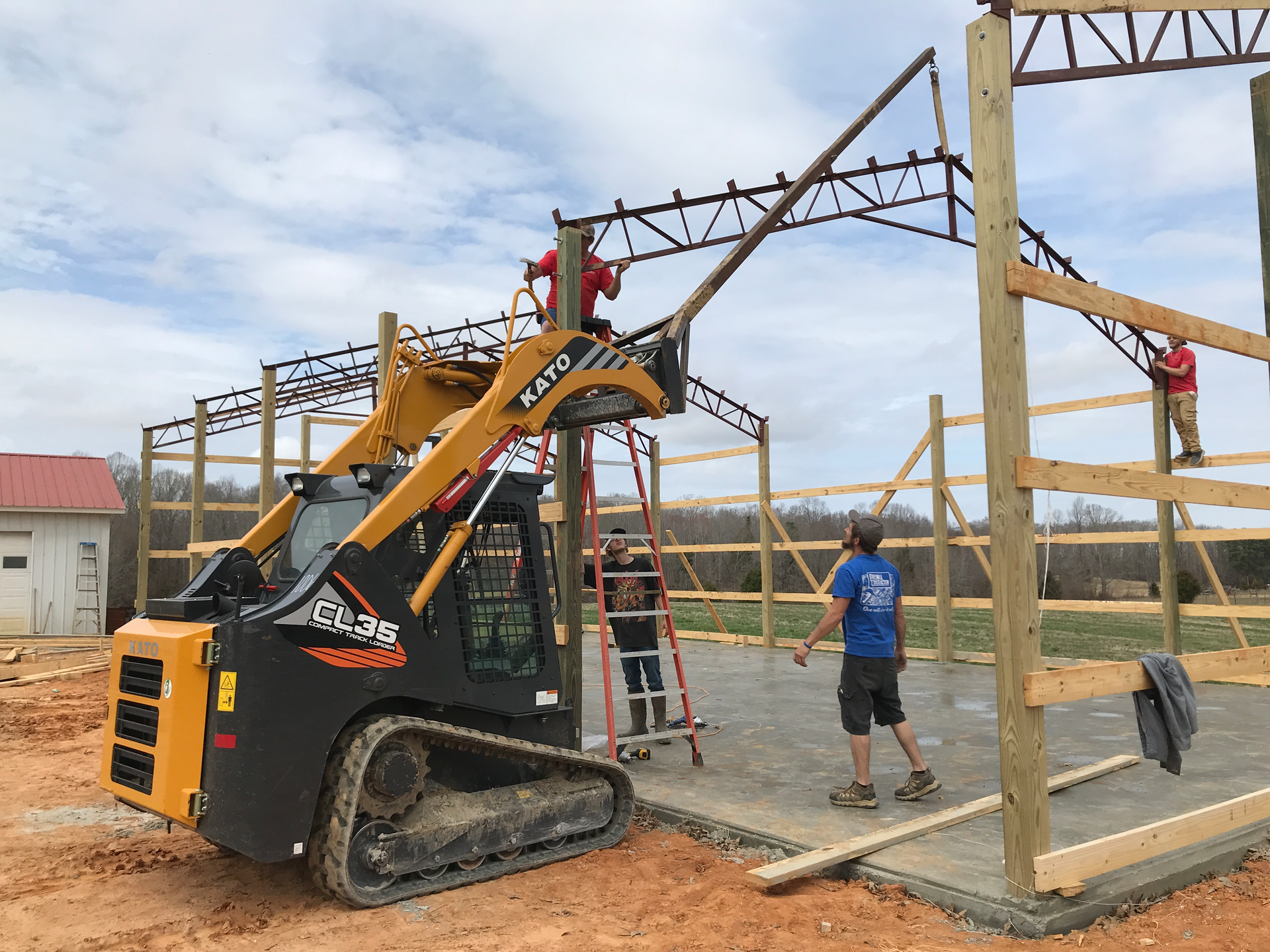 The KATO CL-35 has proven a poplar rental machine for Precise Rebuilders, maximizing uptime and proving popular with customers.