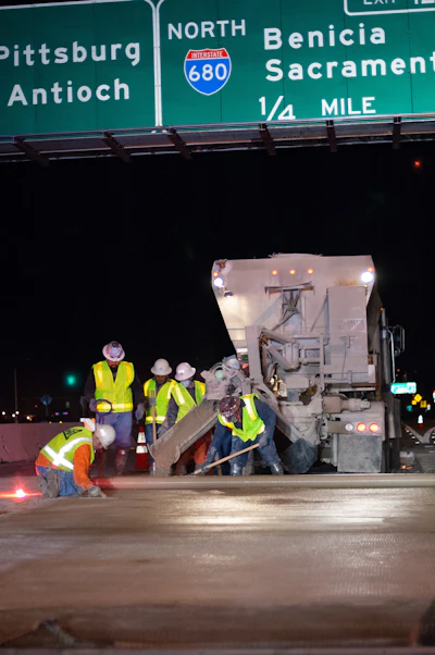 Rapid Strength Concrete Used in Freeway Pavement Restoration