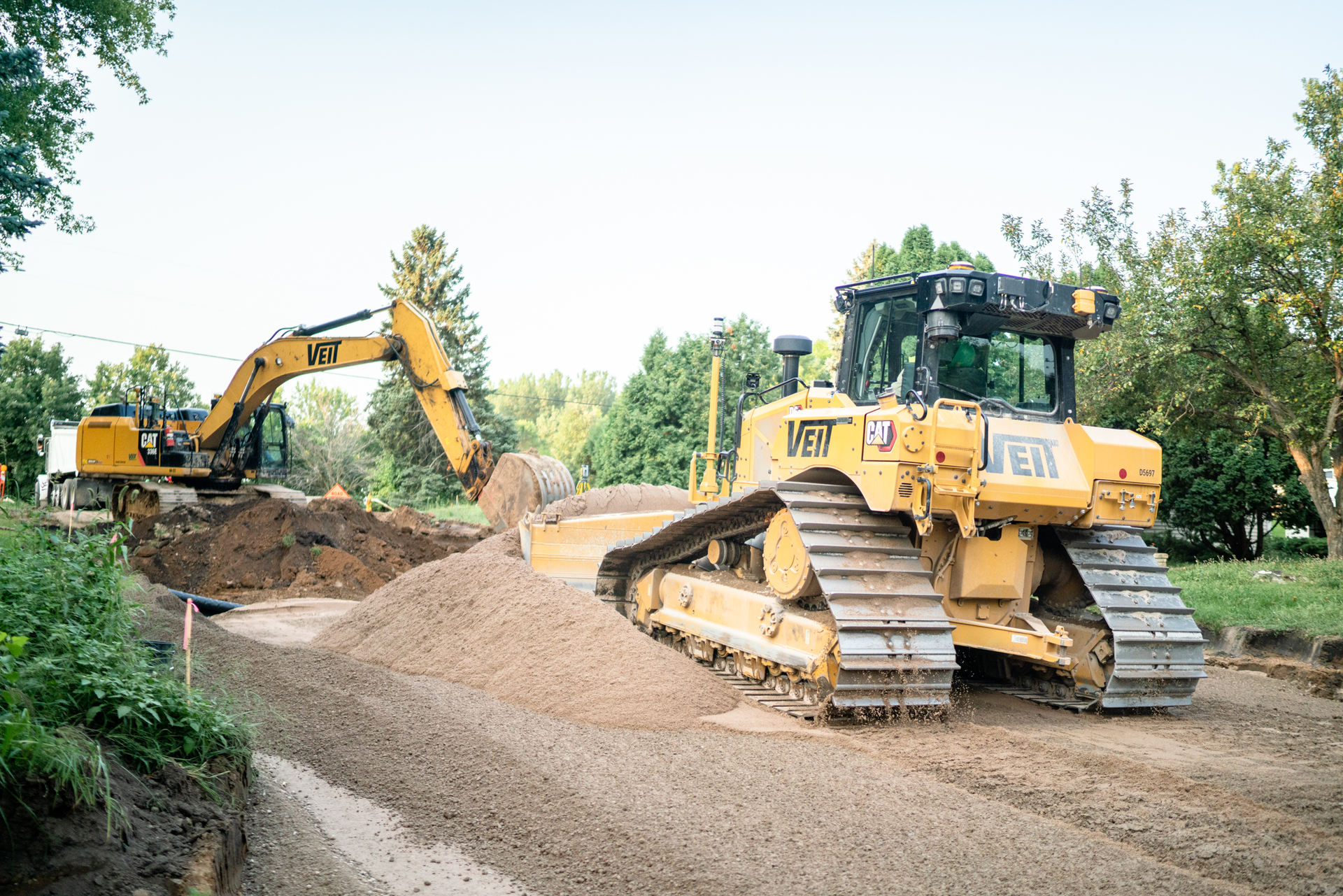 With more than 30 3D machine control systems used on dozers, excavators, motor graders and skid steers; 30 rovers and total stations; and 50 base stations, Veit & Company works one of the largest technology-enabled fleets in the Upper Midwest.