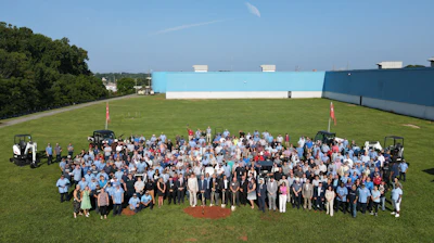 Doosan Bobcat Statesville employees, officials and community members at groundbreaking