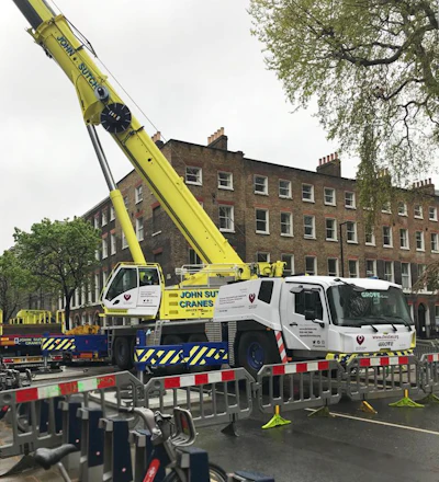 John Sutch Cranes Raises Awareness And Funds For The Christie Cancer Charity With Specially Wrapped Grove Gmk5200 1 01