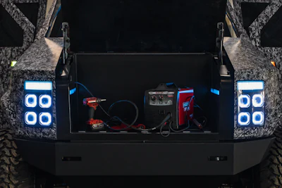 With 18.5 cubic feet of storage, the XT boasts the largest front-trunk volume of any electric vehicle on the market, providing the space needed for endless use case scenarios.