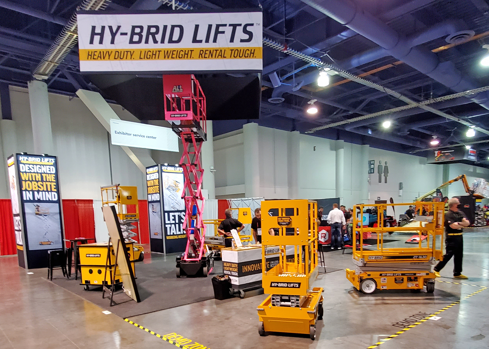 Hybrid Lifts Ara21 Booth