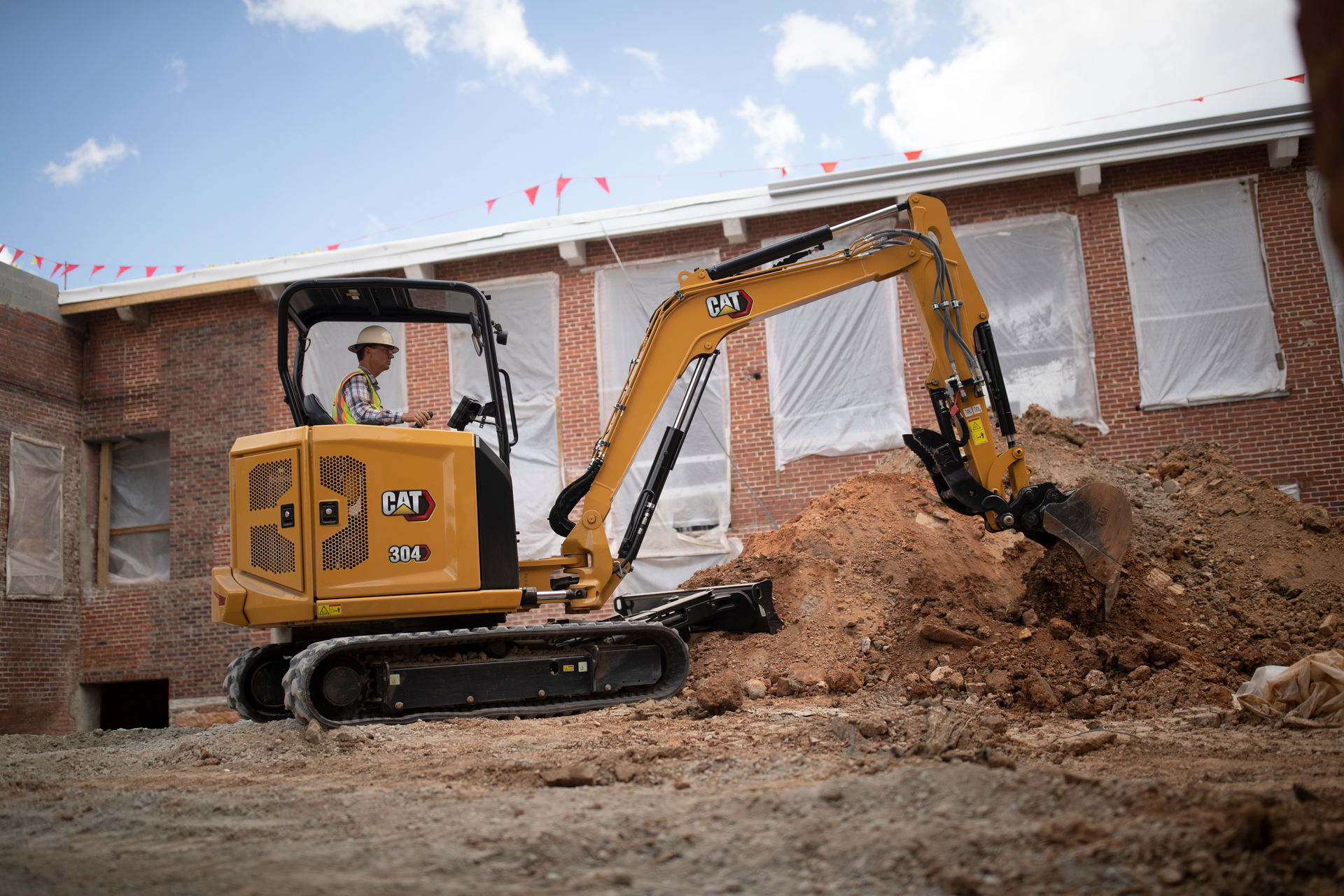 Cat 304 Mini Excavator Cm20211029 24553 4aa7c