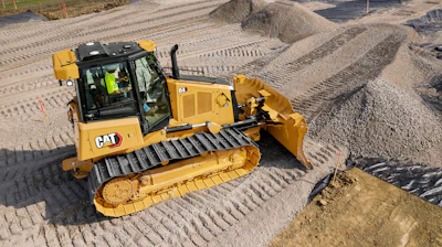 Caterpillar D4 Dozer 60e604e66c612