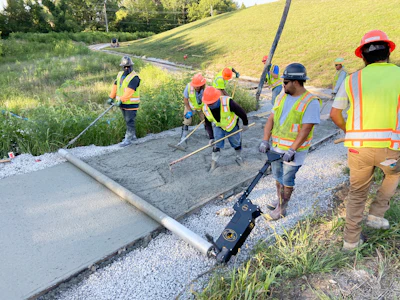 Battery-powered roller screeds provide a convenient and maneuverable screed option. Some even use the same rechargeable 60-volt lithium-ion battery found in common handheld power tools.