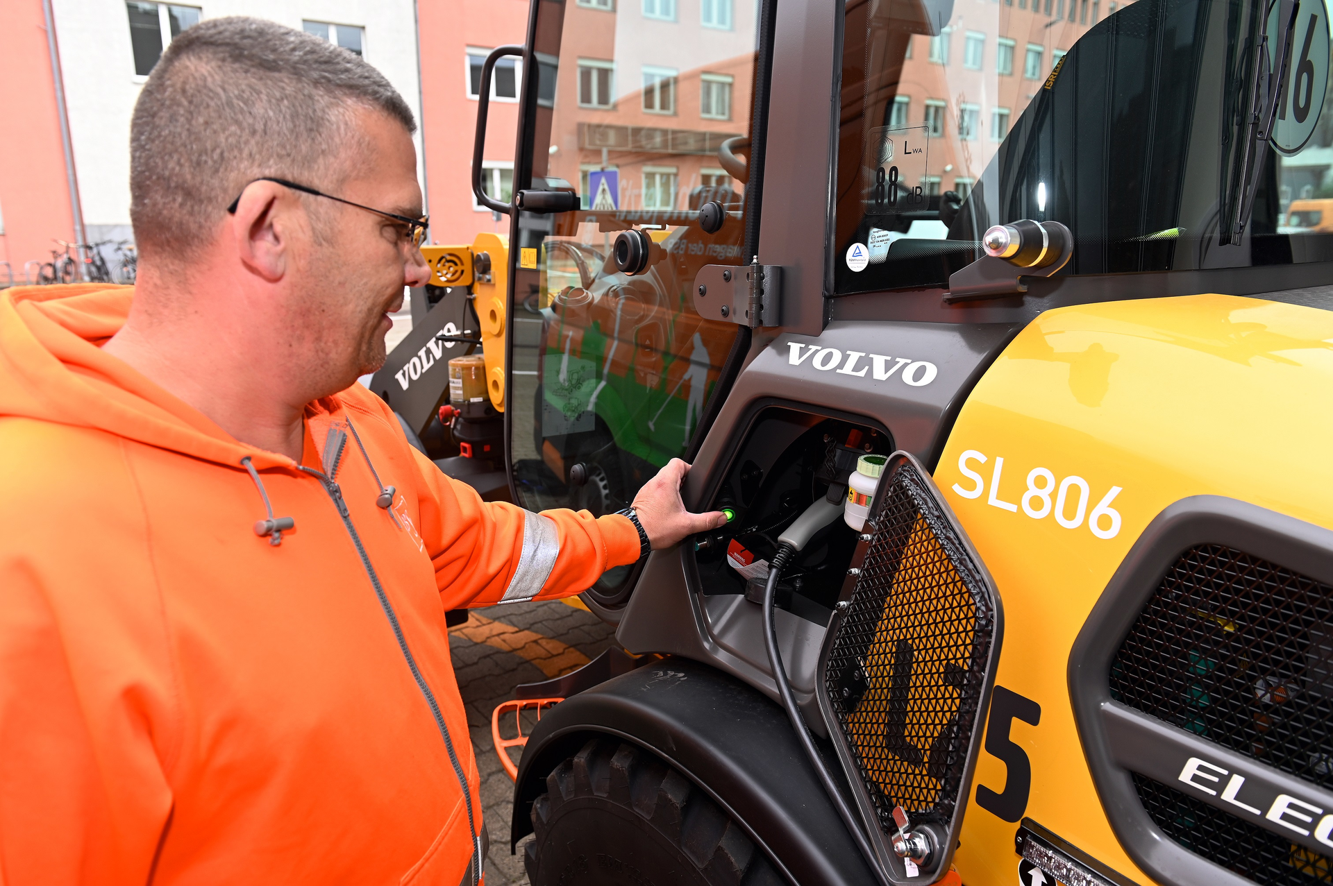 Volvo Construction Equipment recommends a Level 2 AC charging setup using an SAE J1772 charging adapter or J plug for its electric machines. While a common household 12-volt outlet will work, it will take longer.
