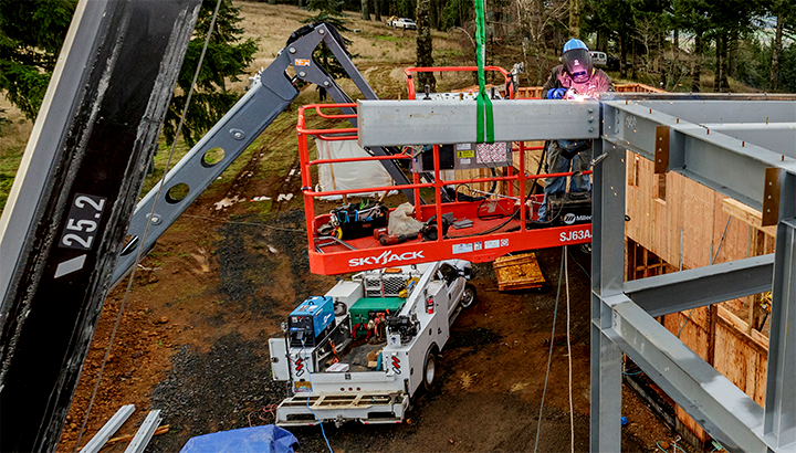 Welding power sources with remote solutions make it easier and faster to make the needed adjustments on the jobsite—like having the front panel in the palm of the operator’s hand.