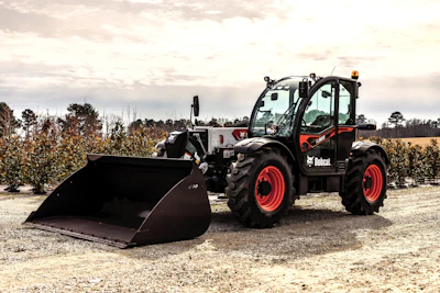 The TL723 and TL923 telehandlers have redesigned comfort cabs, turbo-charged Tier 4 engines and accessible service points.