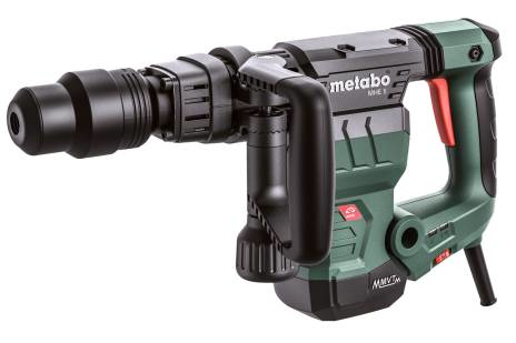 The SDS-Max MHE 5 Chipping Hammer includes the tool, a 360-degree D-handle, bit lubrication and a wiper, packaged in a heavy-duty plastic case.
