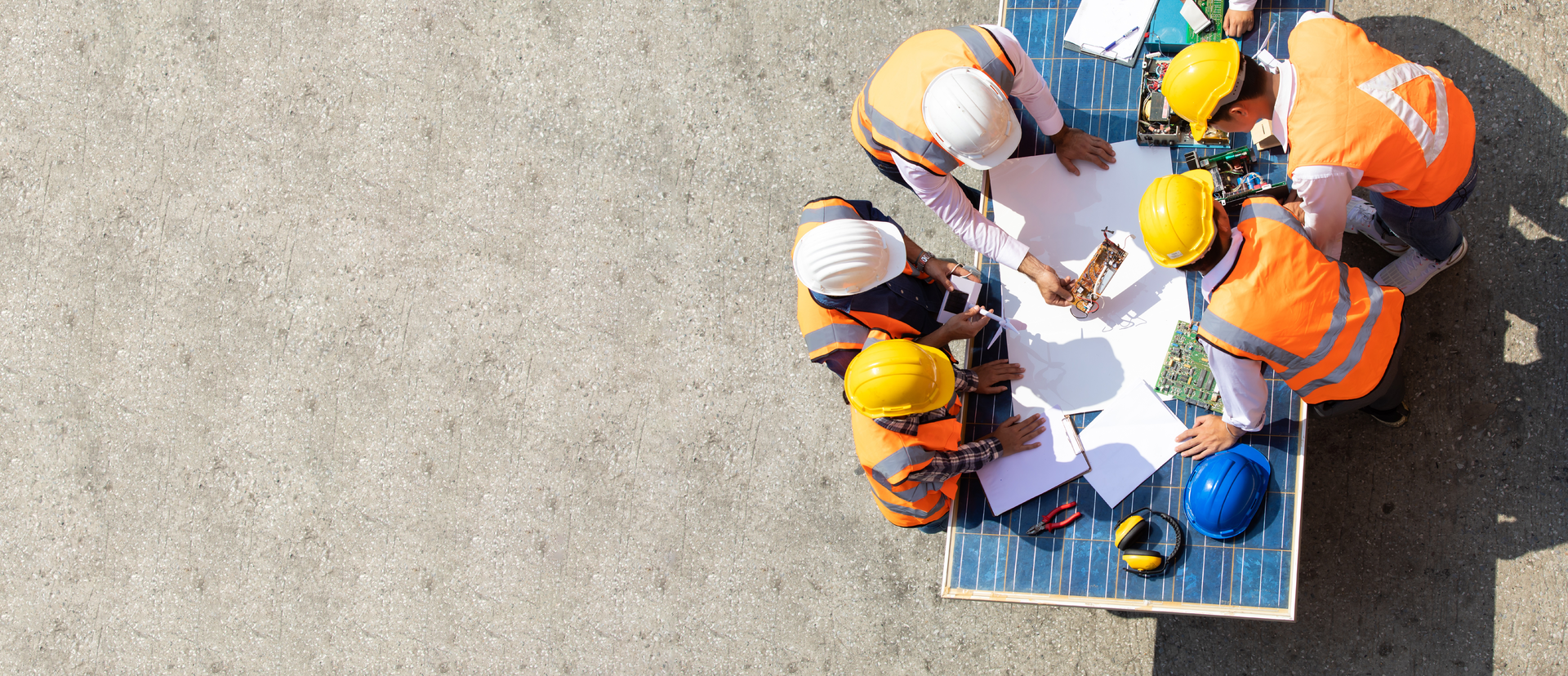 If total sales increased by 20%, then expect the Sales Per Employee number to increase by that same percentage.