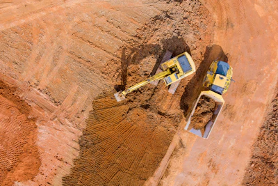 Through leveraging telematics, access to accurate machine data can help to determine fleet utilization to identify inefficiencies.