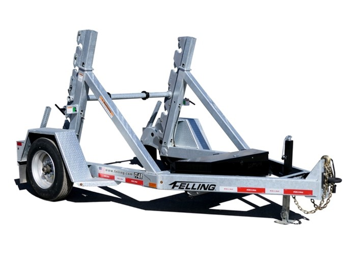 An update to the model design is the auto-locking reel bar system. The auto-locking reel bar system eliminates the use of pins and brackets; it now utilizes a locking plate system.