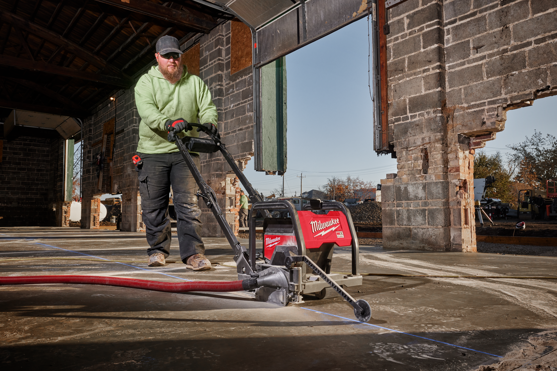 Milwaukee Tool MX FUEL 6-in. Green Concrete Saw